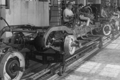 classic-ford-assembly-line-222